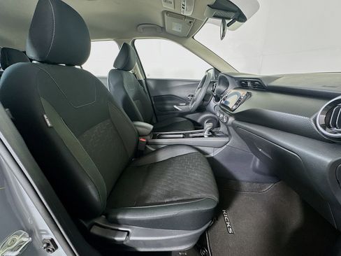 Used 2024 Nissan Kicks SV FWD image 28