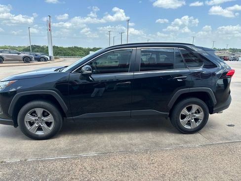 Used 2024 Toyota RAV4 XLE FWD image 4