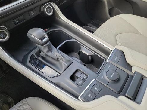 Used 2025 Toyota Grand Highlander FWD image 24