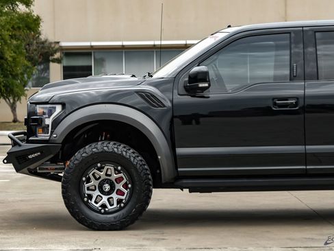 Used 2020 Ford F150 Raptor w/ Equipment Group 802A Luxury AWD/4WD image 8
