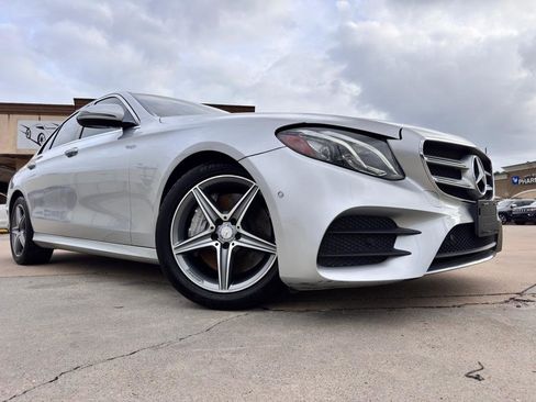 Used 2017 Mercedes-Benz E 300 image 34