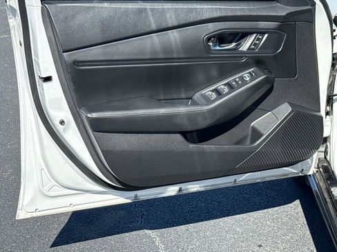 Used 2025 Honda Accord Sport image 10