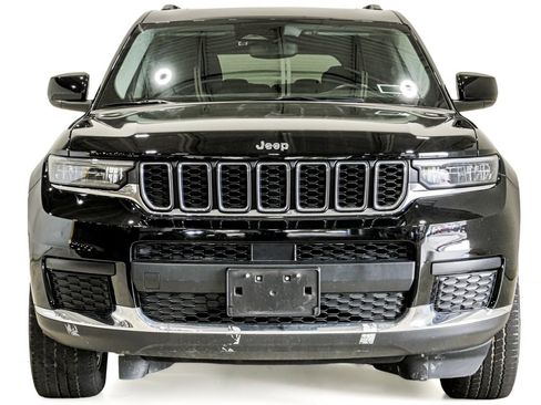 Used 2022 Jeep Grand Cherokee L Laredo w/ Luxury Tech Group I AWD/4WD image 2