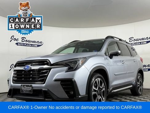Used 2023 Subaru Ascent Limited w/ Technology Package AWD/4WD image 3