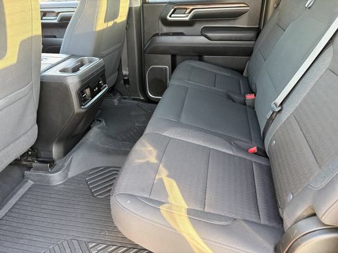 Used 2022 Chevrolet Silverado 1500 RST w/ Z71 Off-Road Package AWD/4WD image 18