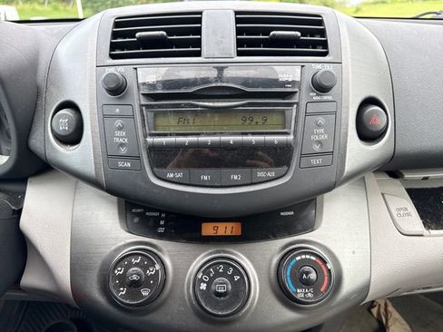 Used 2011 Toyota RAV4 4WD w/ Preferred Premium Pkg image 19