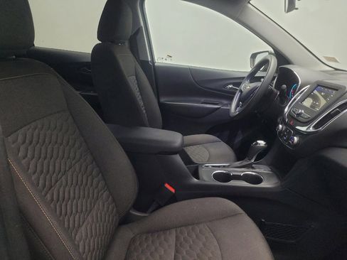 Used 2019 Chevrolet Equinox LT FWD image 21