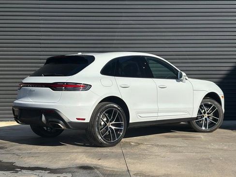 Certified 2026 Porsche Macan AWD/4WD image 7