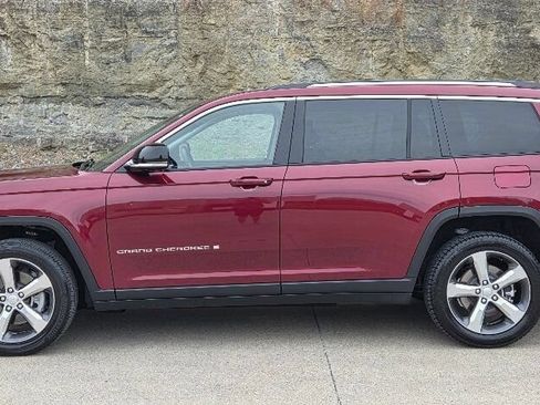 Used 2021 Jeep Grand Cherokee L Limited w/ Trailer Tow Group (B) AWD/4WD image 19