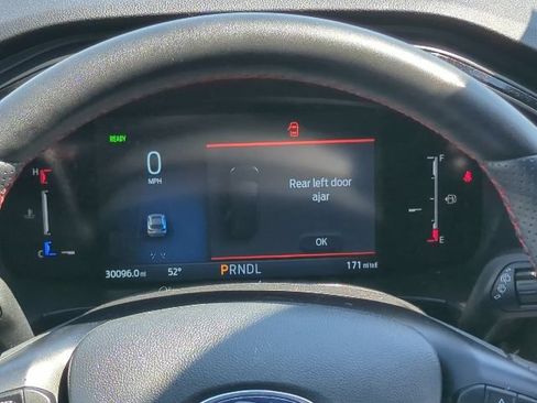 Used 2025 Ford Escape ST-Line Select w/ Tech Pack #1 AWD/4WD image 8