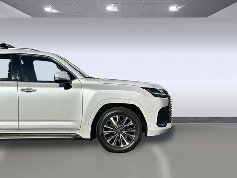 Certified 2024 Lexus LX 600 4WD w/ Interior Upgrade Package image 34