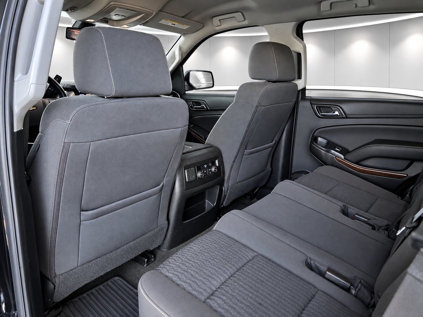 Used 2017 Chevrolet Tahoe LS w/ All-Season Package AWD/4WD image 21