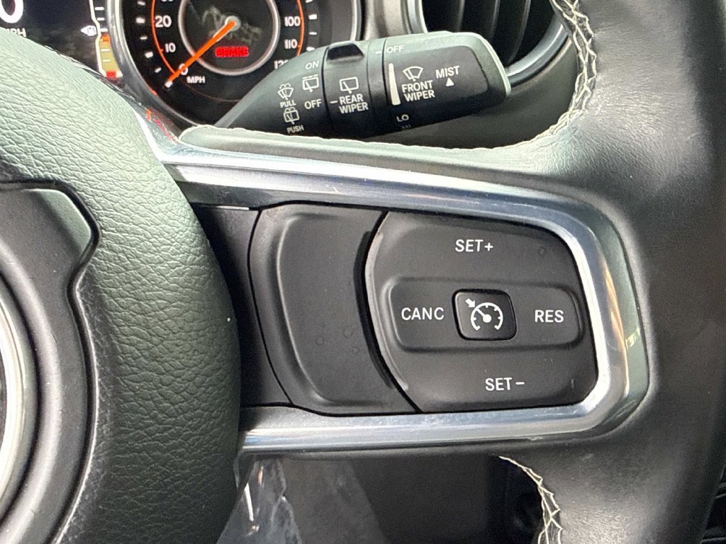 Used 2018 Jeep Wrangler Unlimited Sahara AWD/4WD image 20