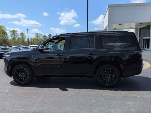 New 2026 Jeep Grand Wagoneer Summit w/ Premium Group III AWD/4WD image 8