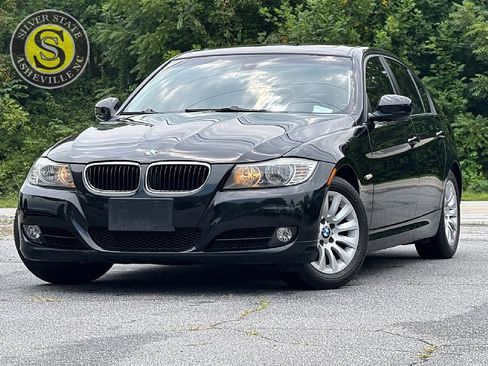 Used 2009 BMW 328i Sedan RWD image 1