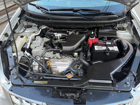 Used 2012 Nissan Rogue S FWD image 14