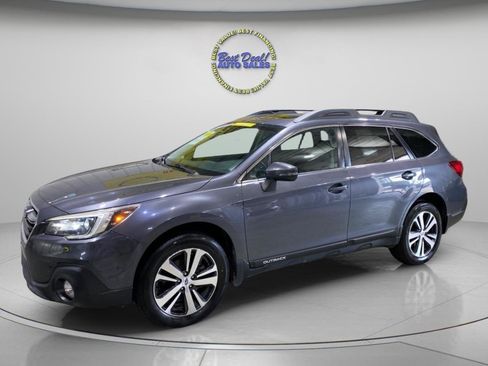 Used 2018 Subaru Outback 2.5i Limited AWD/4WD image 1