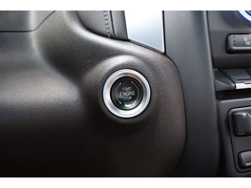 Used 2020 GMC Sierra 1500 SLE w/ SLE Value Package AWD/4WD image 39