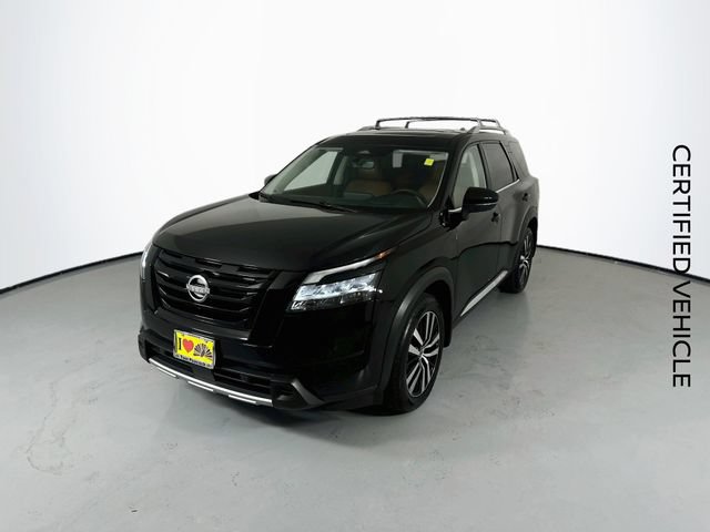 Certified 2024 Nissan Pathfinder Platinum w/ Cargo Package FWD image 5