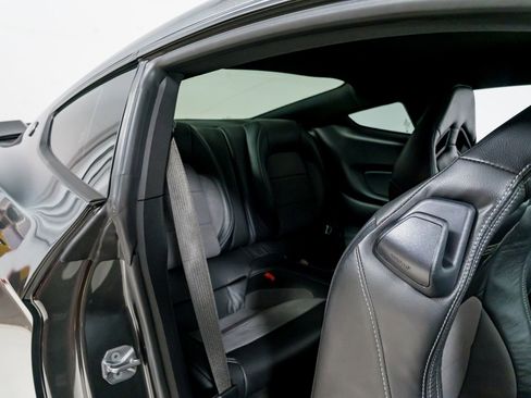 Used 2017 Ford Mustang GT Premium w/ Equipment Group 401A image 35