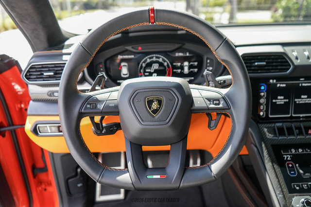 Used 2024 Lamborghini Urus S AWD/4WD image 43