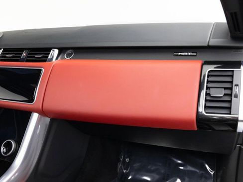 Used 2021 Land Rover Range Rover Sport HST image 32