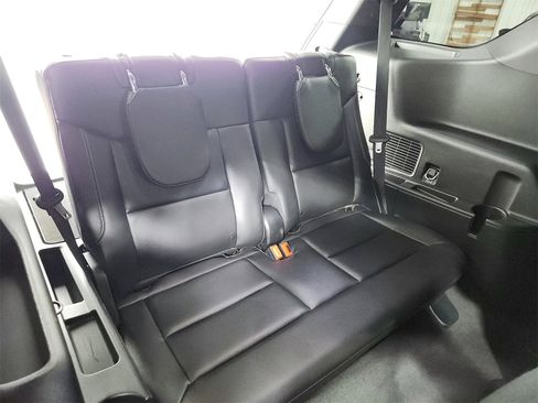 Used 2022 Ford Explorer ST image 42