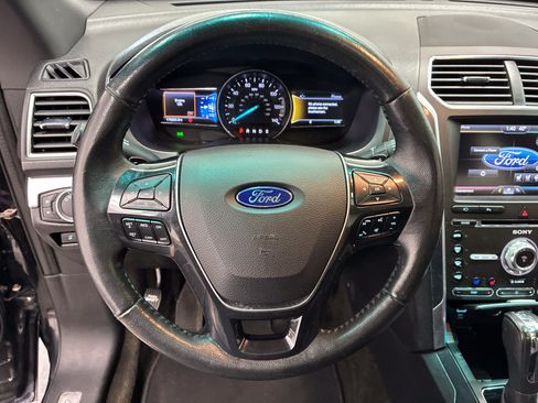 Used 2016 Ford Explorer Limited AWD/4WD image 19