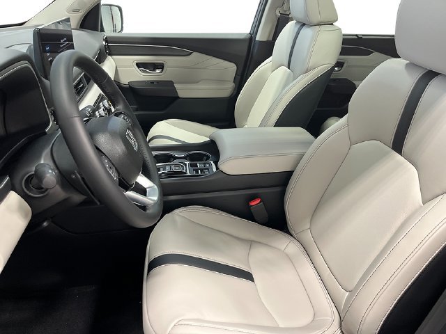 New 2026 Honda Pilot Touring image 15