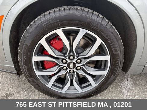 Used 2024 Cadillac XT6 Sport w/ Technology Package AWD/4WD image 36