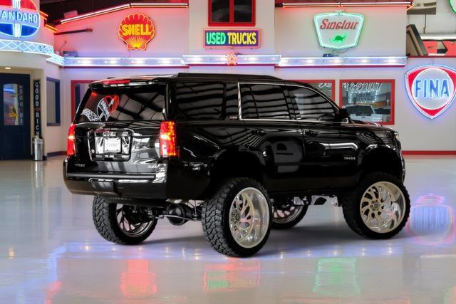 Used 2017 Chevrolet Tahoe LT AWD/4WD image 3