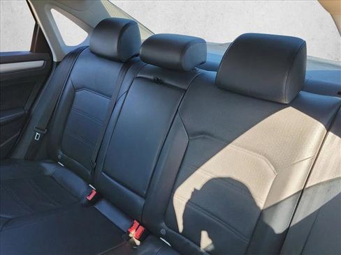 Used 2012 Volkswagen Passat 2.5 SE image 14