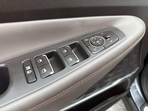 Used 2020 Hyundai Santa Fe Limited FWD image 23