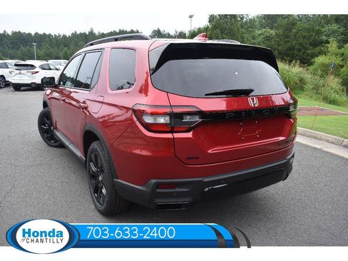 New 2026 Honda Pilot Black Edition image 5