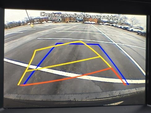 Used 2019 Kia Sorento L image 4