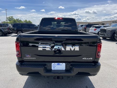 New 2026 RAM 2500 Big Horn AWD/4WD image 6