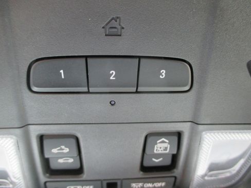 Used 2020 Cadillac XT4 Premium Luxury w/ Cold Weather Package image 21