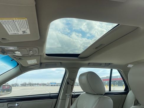 Used 2010 Cadillac DTS Premium w/ Driver Awareness Package image 17