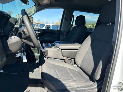 Used 2022 Chevrolet Silverado 2500 Custom w/ Custom Convenience Package image 21