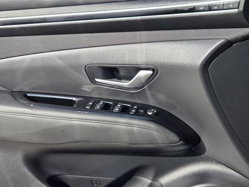 Certified 2024 Hyundai Tucson Limited FWD image 18