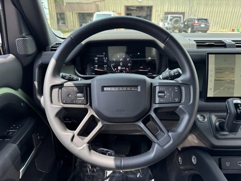 Used 2023 Land Rover Defender 110 75th Limited Edition image 22