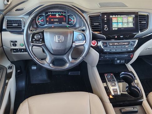 Certified 2021 Honda Pilot Touring image 26
