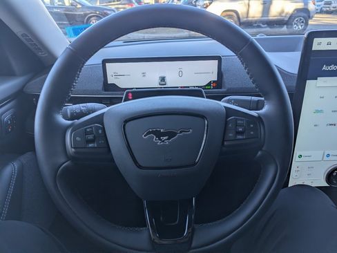 Used 2025 Ford Mustang Mach-E Premium image 24