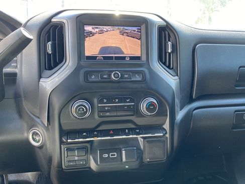 Used 2022 Chevrolet Silverado 1500 W/T w/ Trailering Package RWD image 15
