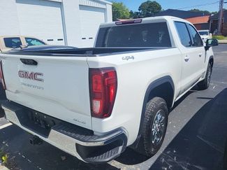 Used 2023 GMC Sierra 1500 SLE AWD/4WD video 3