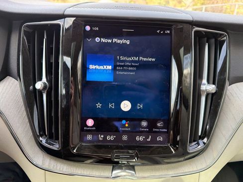 Used 2023 Volvo XC60 B5 Plus w/ Protection Package Premier image 30