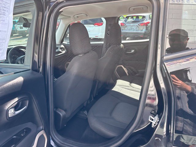 Used 2015 Jeep Renegade Sport w/ Power & Air Group FWD image 11
