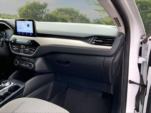 Used 2022 Ford Escape SE FWD image 26