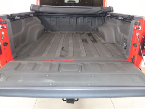 Used 2020 Jeep Gladiator Rubicon AWD/4WD image 46