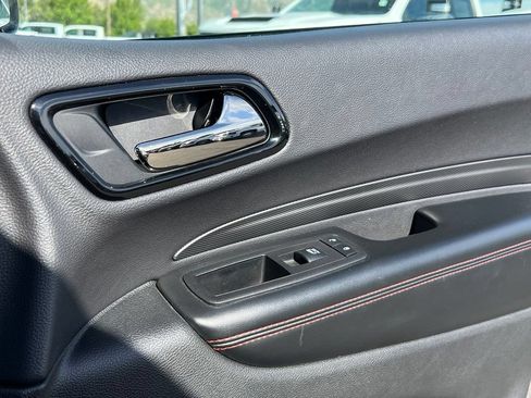 Used 2025 Dodge Durango GT RWD image 17